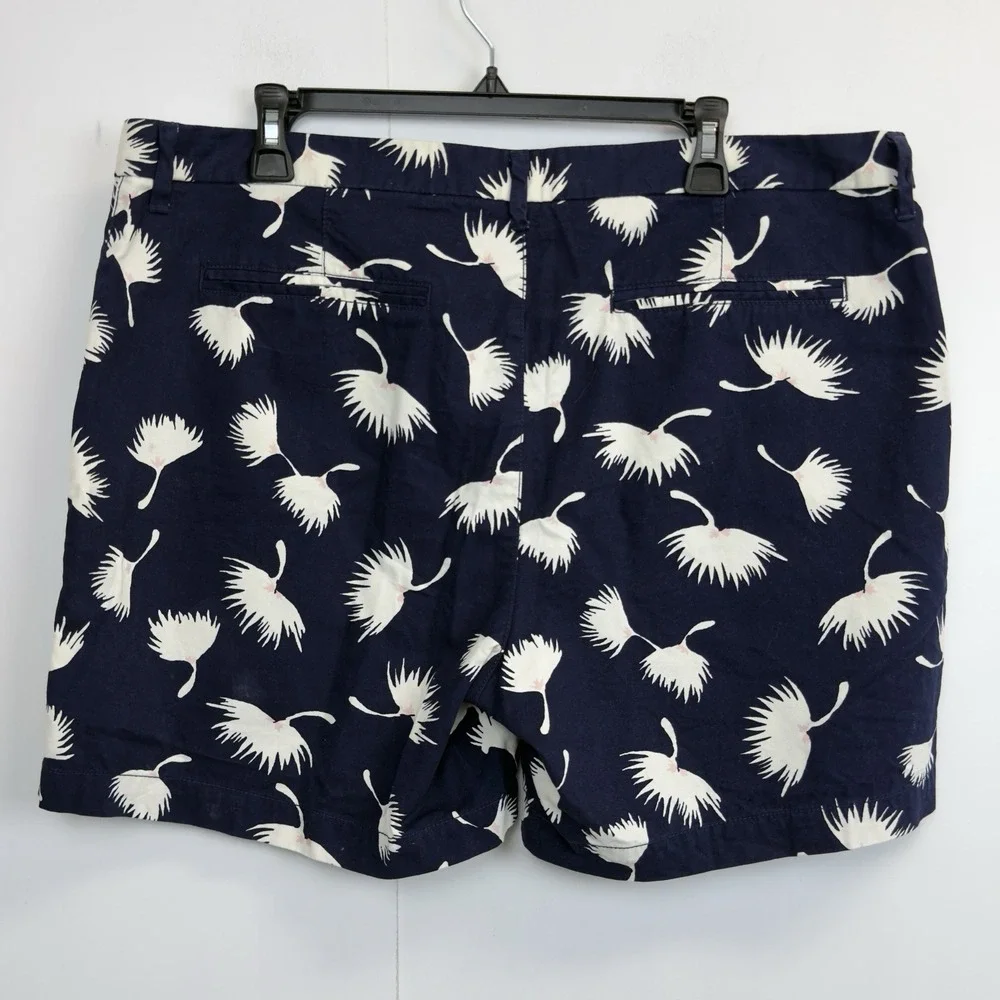 Old Navy Womens 16 Navy Blue Floral Print Mid Rise Casual Chino Shorts‎ 5.5